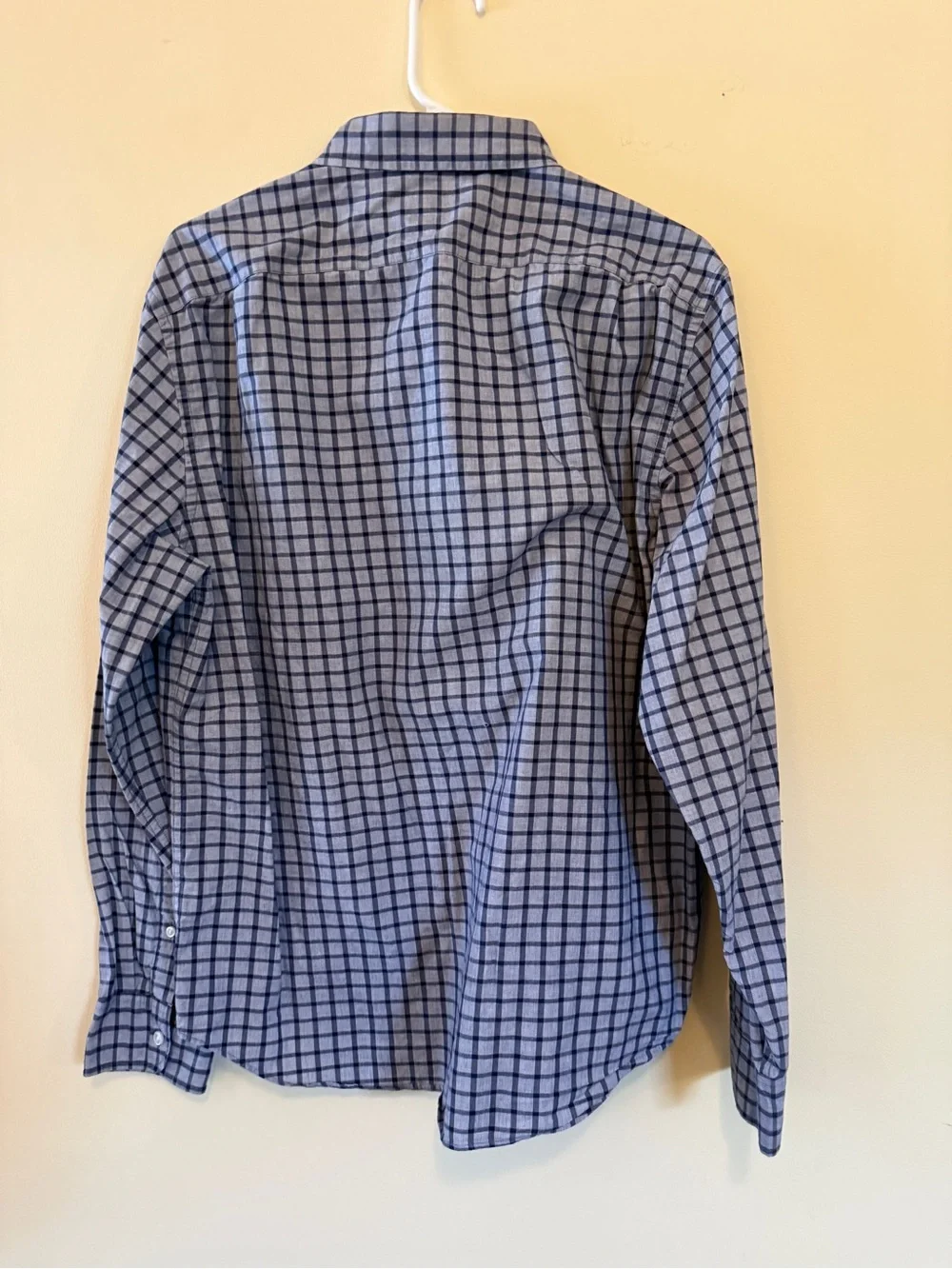 J.Crew Button-Down Plaid Shirt – Men’s Large